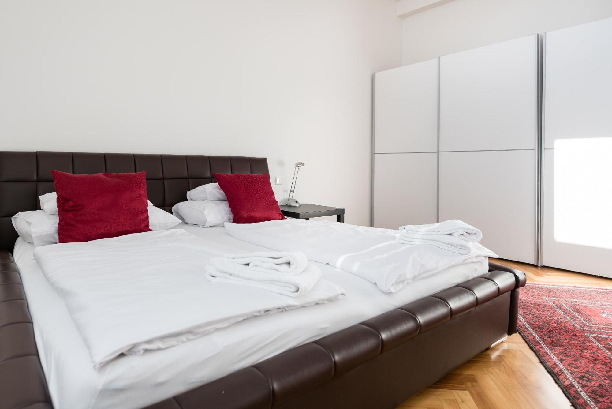 Apartments Next To Vienna Stateopera With Aircondition Стая снимка